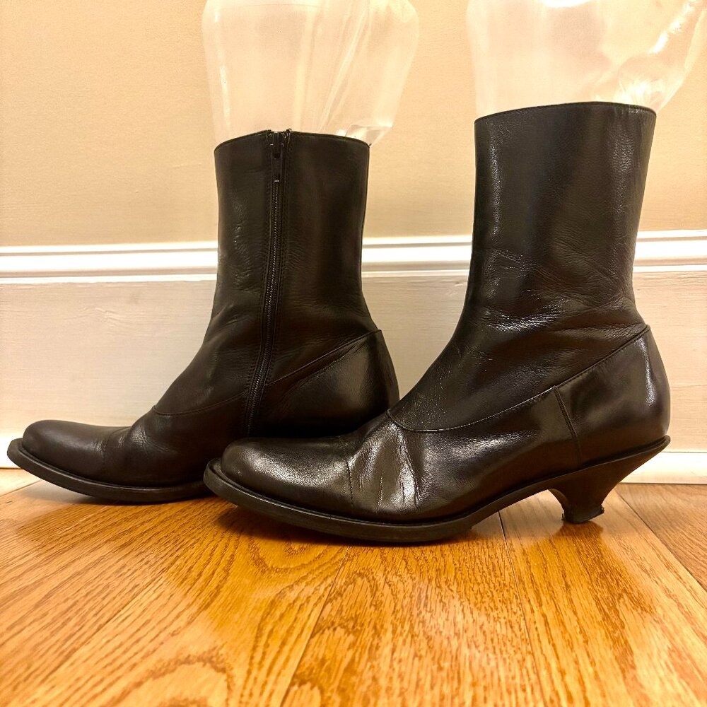 VINTAGE Miu Miu Black Leather Booties Cone/Kitten  Heel EU 37.5